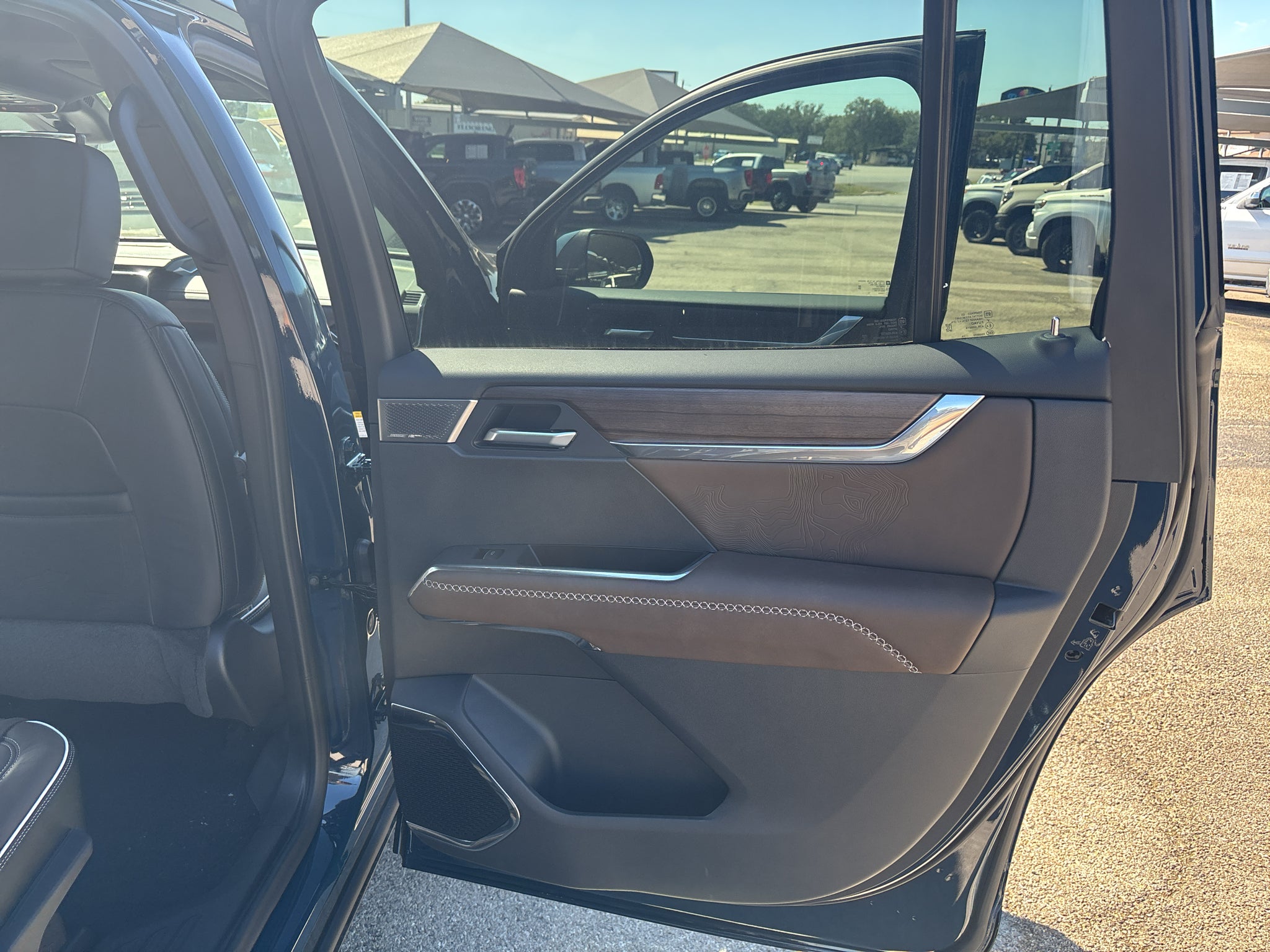 2027 GMC Acadia Denali Ultimate