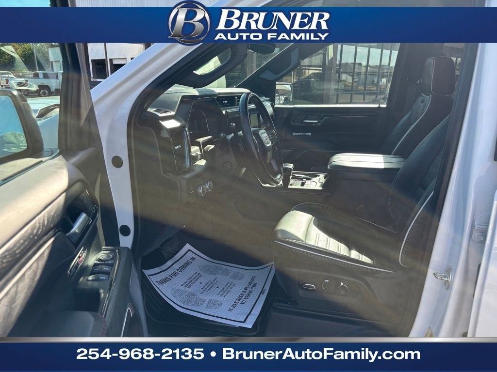 2023 GMC Sierra 1500 AT4X