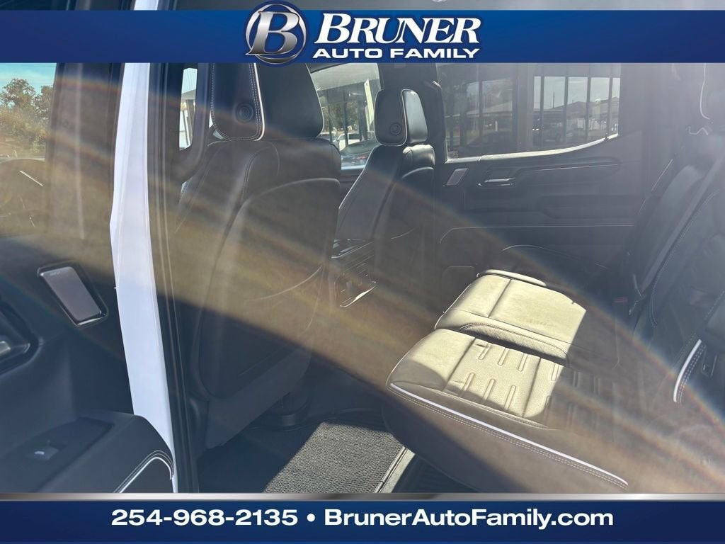 2023 GMC Sierra 1500 AT4X