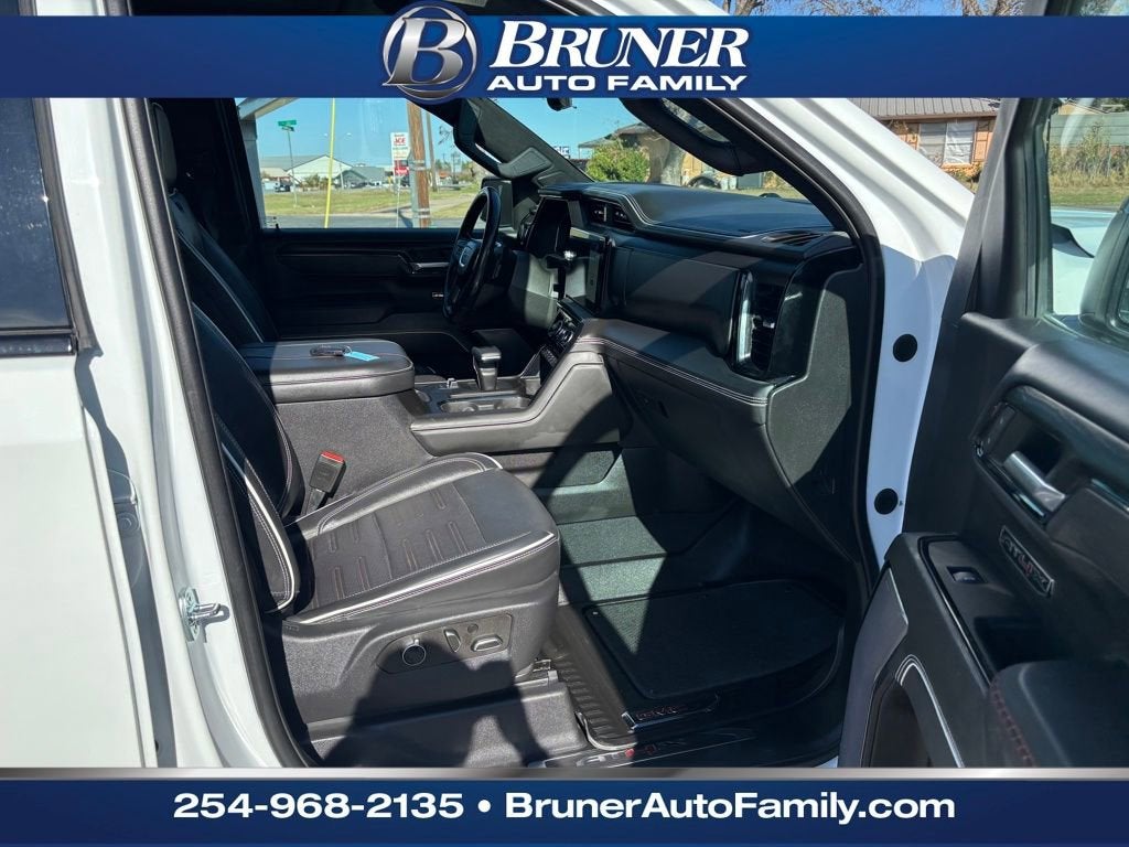 2023 GMC Sierra 1500 AT4X